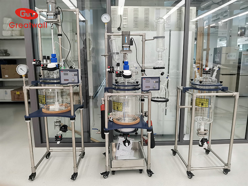 夾套玻璃反應(yīng)釜適用于哪些實(shí)驗(yàn)?